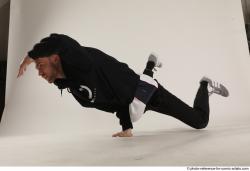 KEETA BREAK DANCE FREEZE